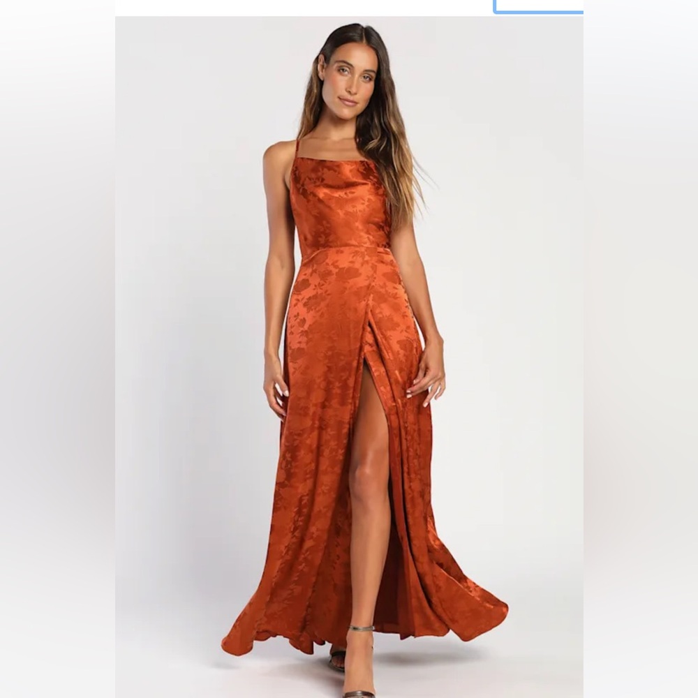 Lulu's Rust Maxi Dress NWT - cut hem